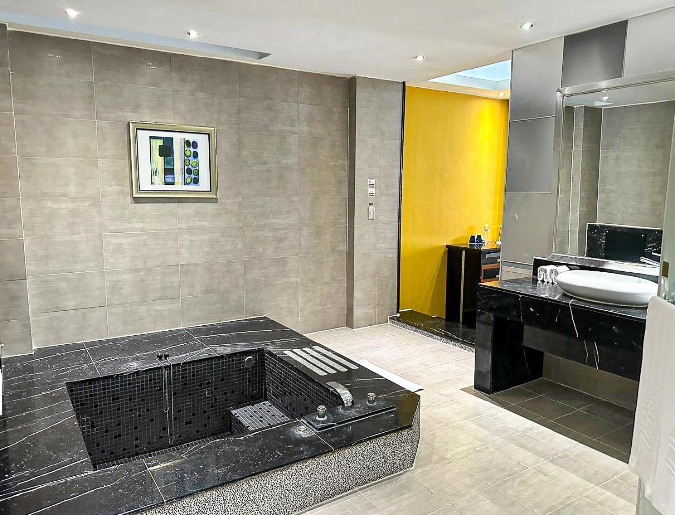 All-Ur Boutique Motel-Jhu Shan Branch Zhushan Exterior foto